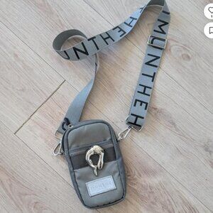 Munthe gray crossbody